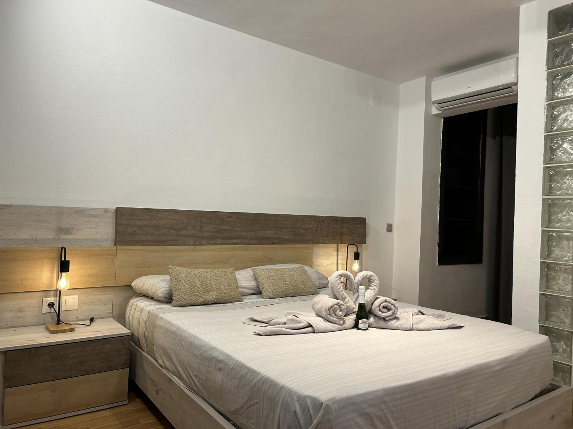 Lujo A Tu Alcance Con Spa Y Garaje Pleno Centro อูเอลบา ภายนอก รูปภาพ