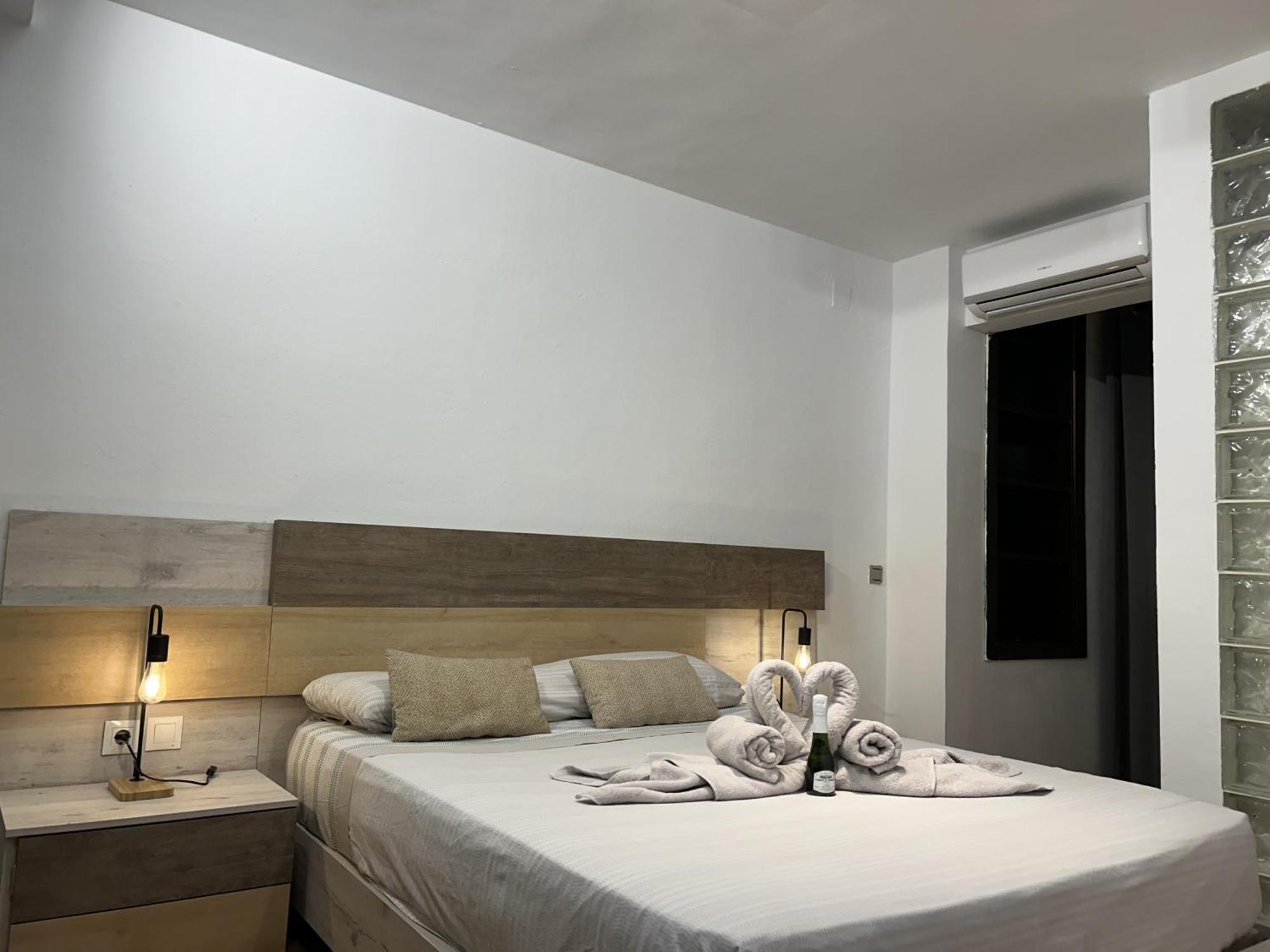 Lujo A Tu Alcance Con Spa Y Garaje Pleno Centro อูเอลบา ภายนอก รูปภาพ