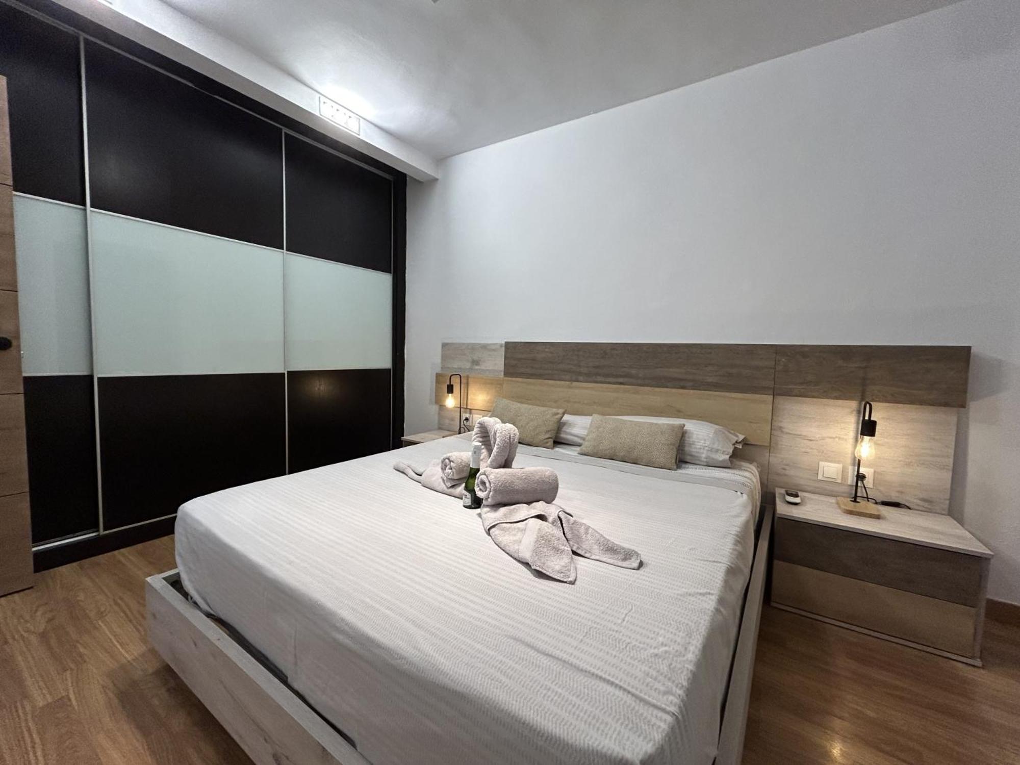 Lujo A Tu Alcance Con Spa Y Garaje Pleno Centro อูเอลบา ภายนอก รูปภาพ