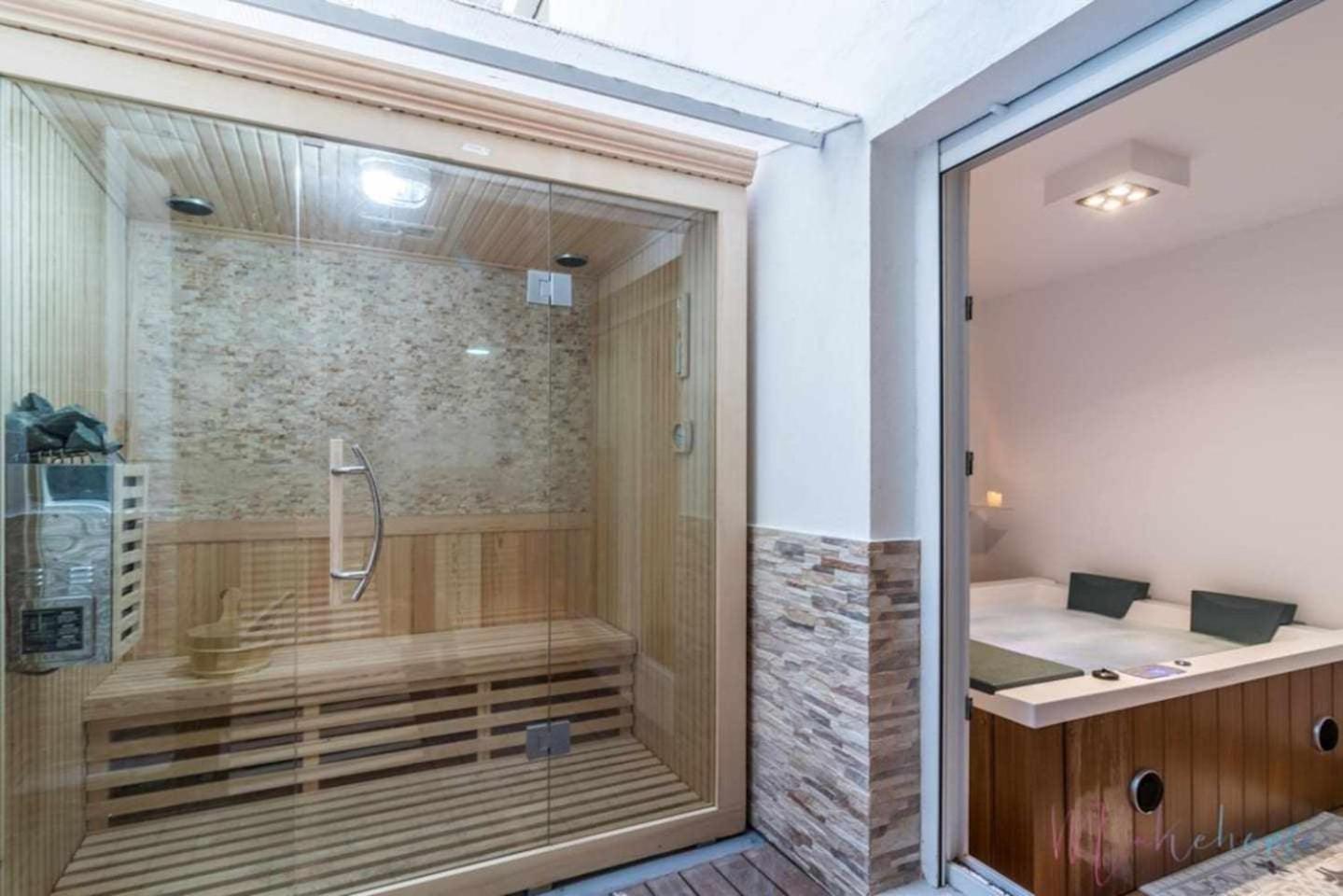 Lujo A Tu Alcance Con Spa Y Garaje Pleno Centro อูเอลบา ภายนอก รูปภาพ